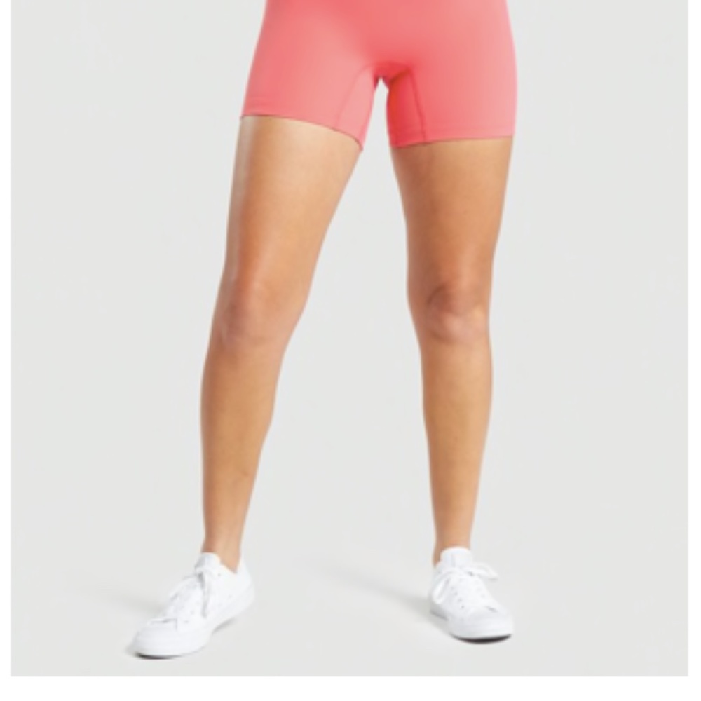 Whitney Simmons X Gymshark V2